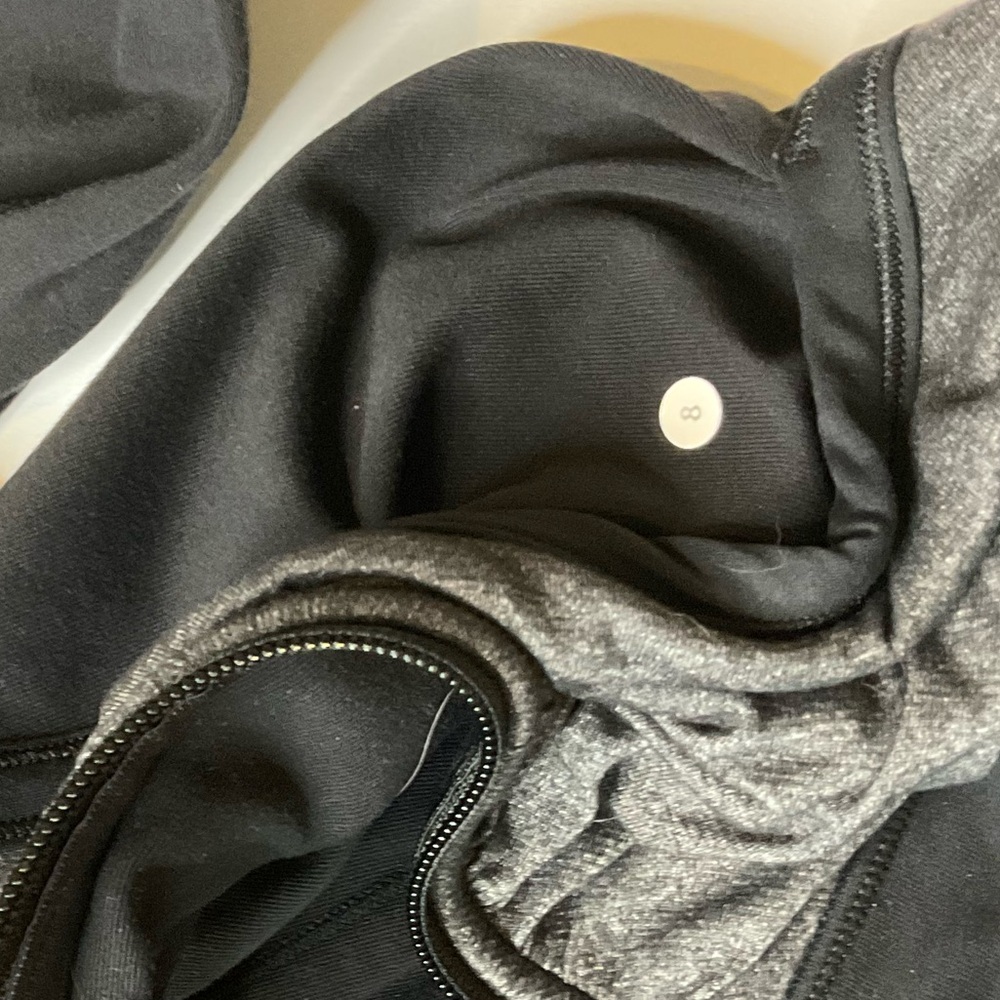 Lululemon Pure Balance Jacket
Black ruching black grey heathered - Picture 8 of 15